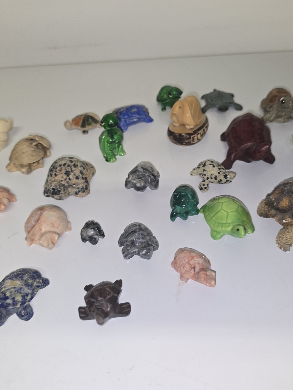 Mixed Mini Turtle Figurine Lot - Multicolor Includes 28 - Picture 2 of 7